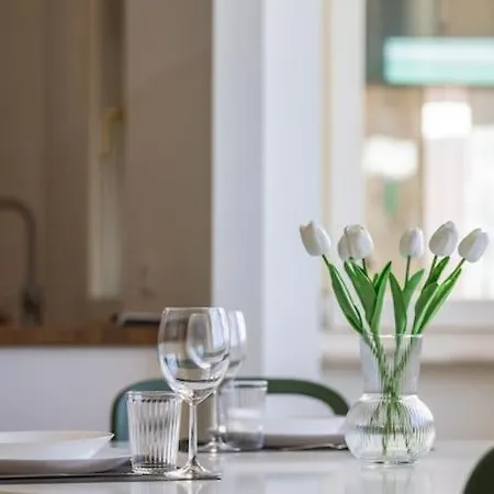 Effe's Apartment- Arya Seaview -parcheggio Gratuito Appartement Alassio