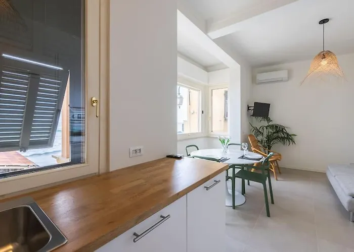 Effe's Apartment- Arya Seaview -parcheggio Gratuito Apartment *