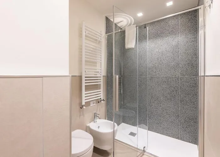 Effe's Apartment- Arya Seaview -parcheggio Gratuito Apartment Alassio