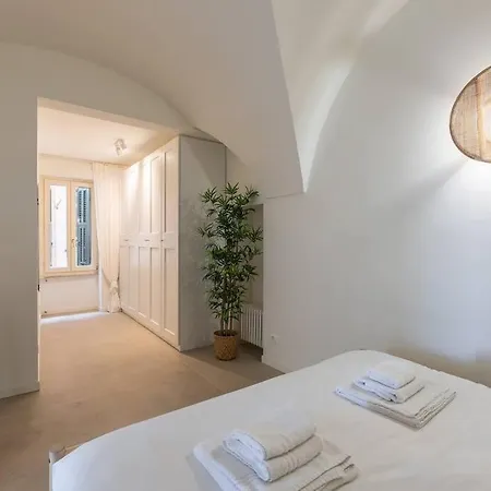 Effe's Apartment- Arya Seaview -parcheggio Gratuito Apartment